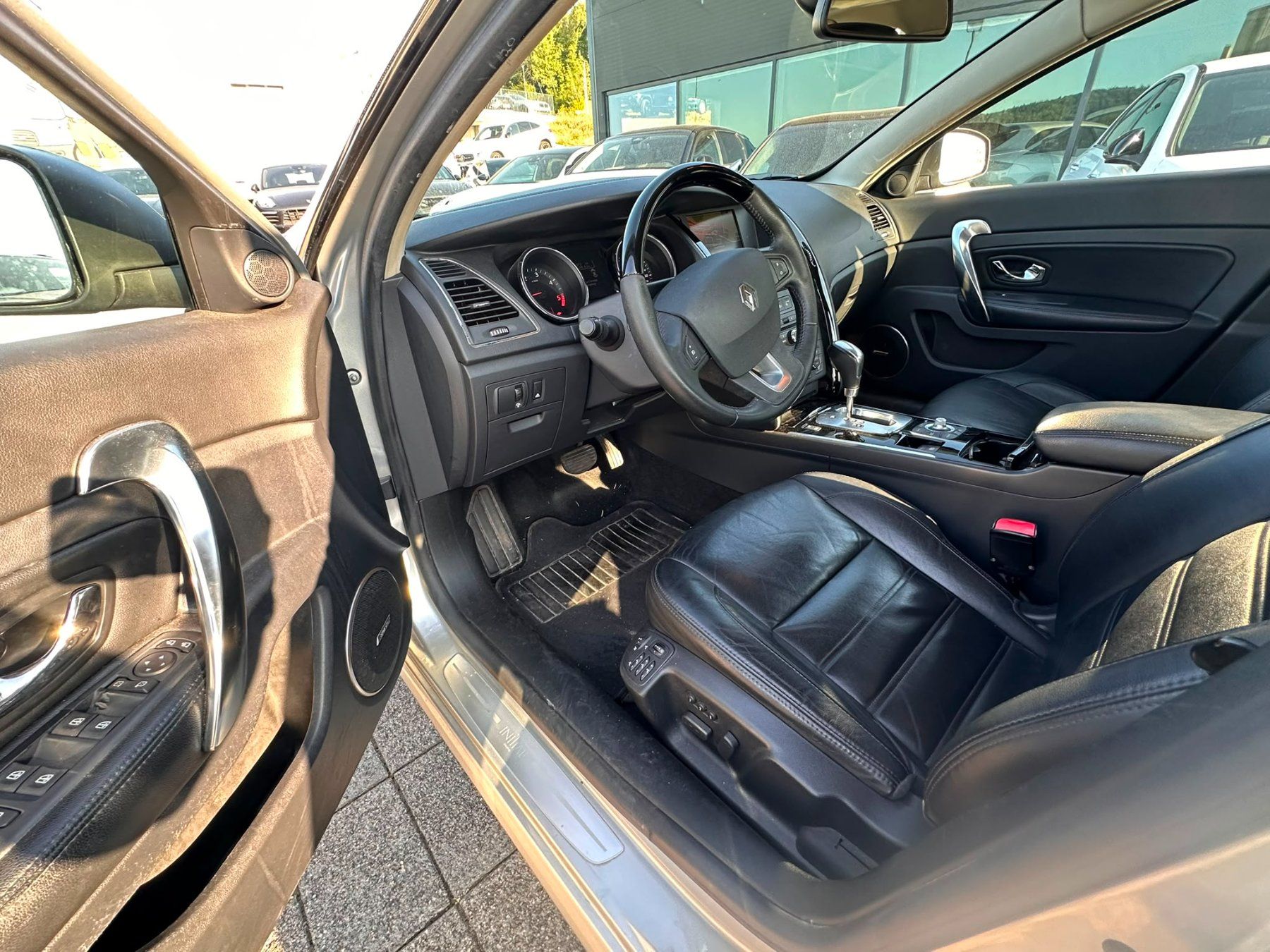Renault Autos: Renault Latitude – D'occasion à Otelfingen par hof74 3