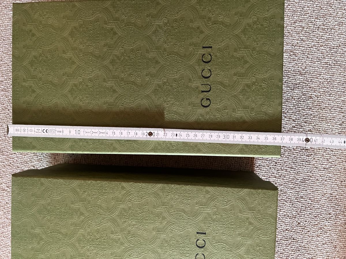 Gucci Chaussures hommes: Original Gucci Karton – D'occasion à Schlatt TG par Lukytimes 2