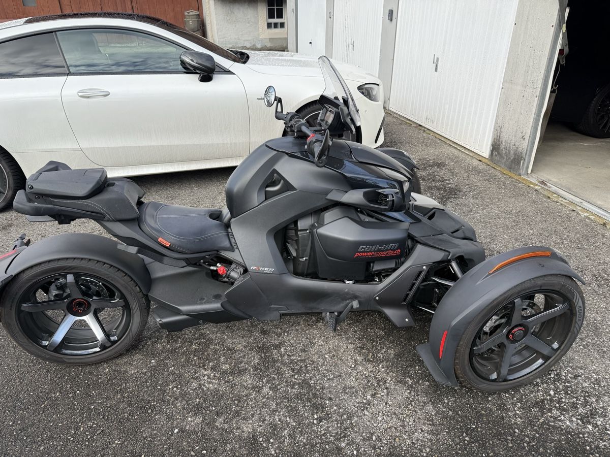 Can-Am A tre ruote: Can-am ryker 900 – Usato da Oberentfelden venduto da FiguresAndGamesPlace 3
