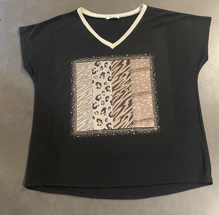T-shirt noir et doré avec motifs léopard et perles