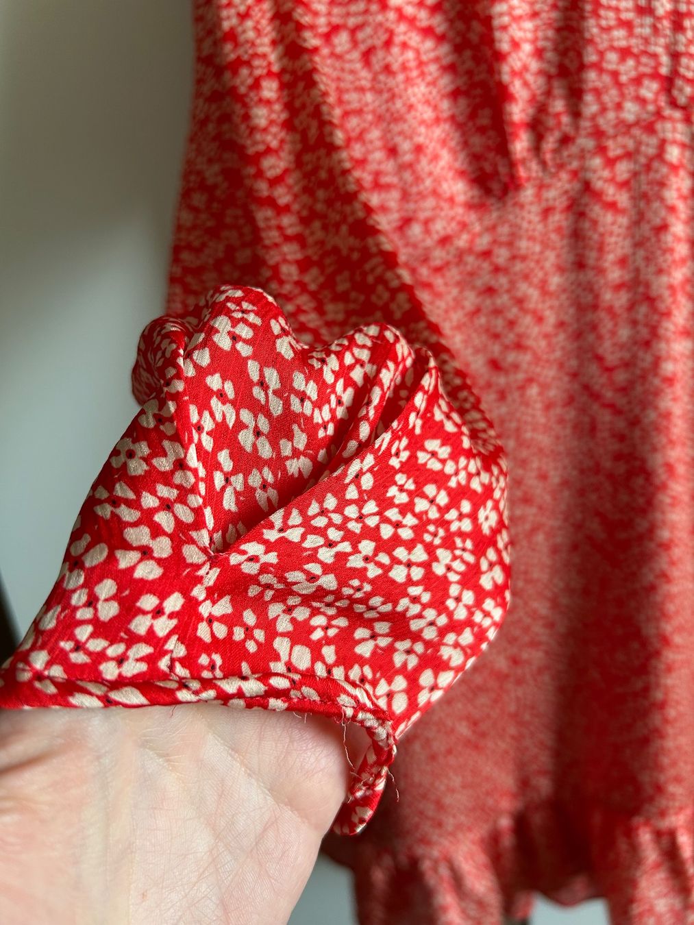 Mango Vestiti: Robe Mango rouge à fleurs, taille М – Usato da Courroux venduto da Yermakova 2