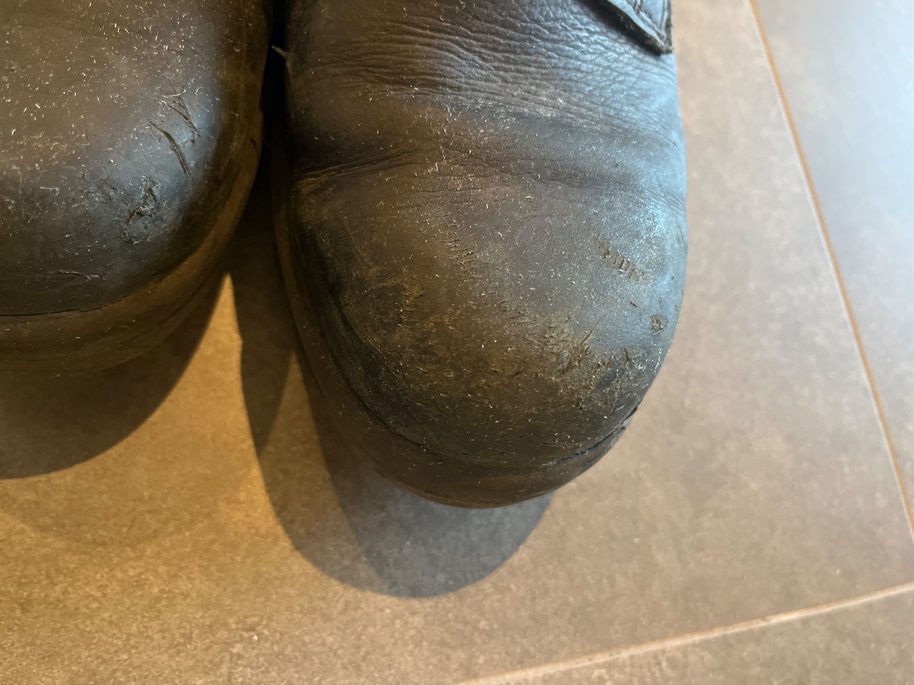 Minerva Scarpe da uomo: Kampfstiefel / KS - Grösse 43 (290/5) – Usato da Mühlethurnen venduto da PaescuM26 4
