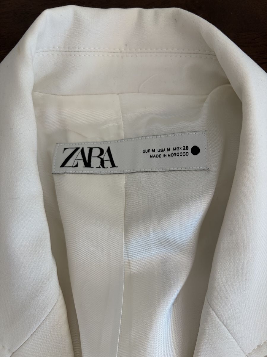 Zara Giacche: Blazer Zara  – Usato da Grand-Lancy venduto da Edicuni 1