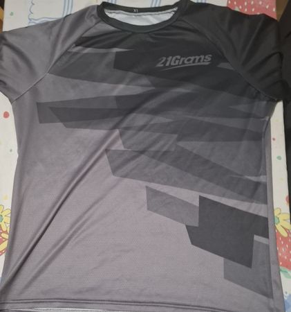 T-shirt 21Grams gris taille XL motif géométrique neuf