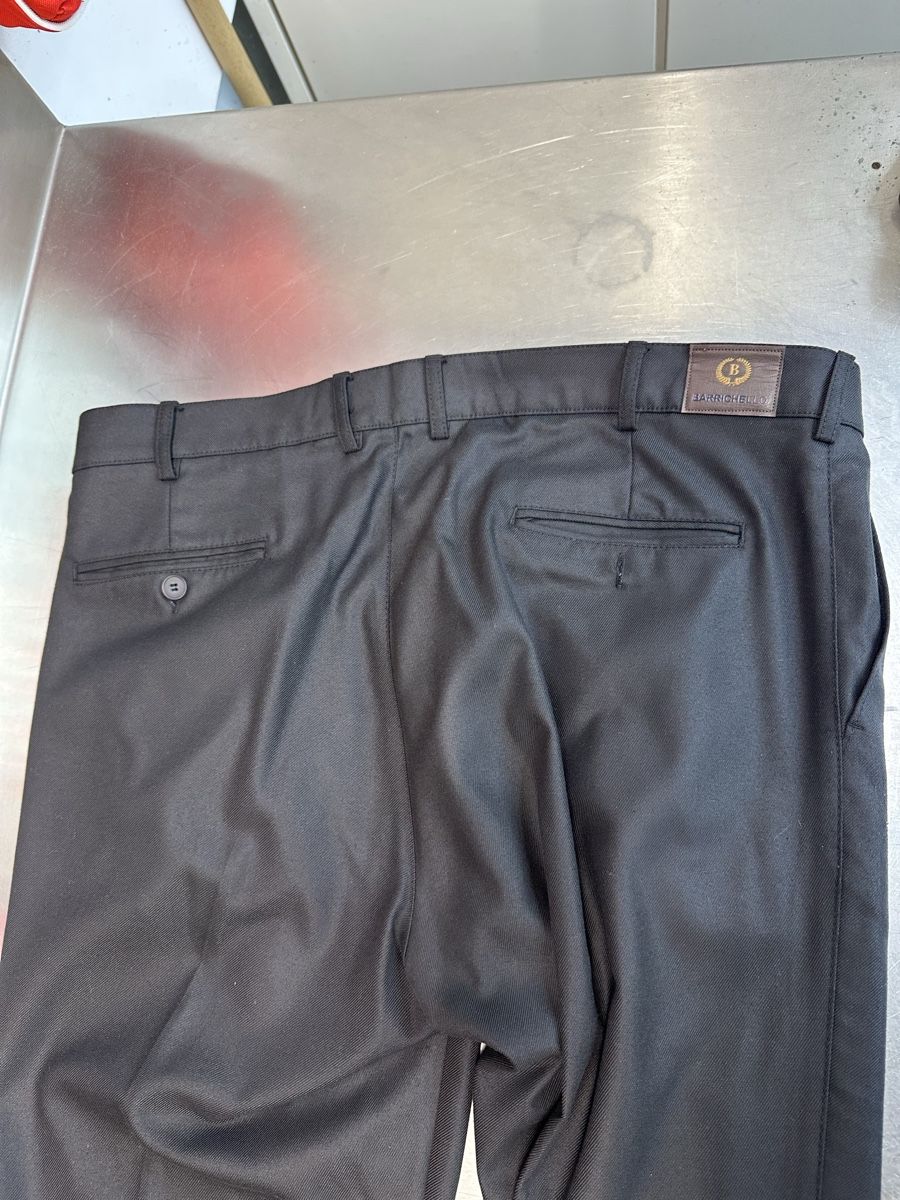 Pantaloni: Herrenhose Barrichello schwarz – Usato da Schwende venduto da weesli 3