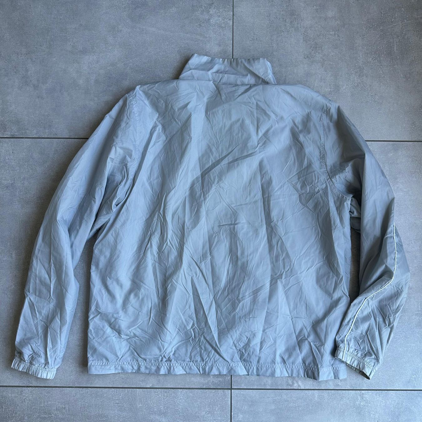 Nike Giacche: Nike Jacke grau Grösse XL – Usato da Bern venduto da TMYZ 1