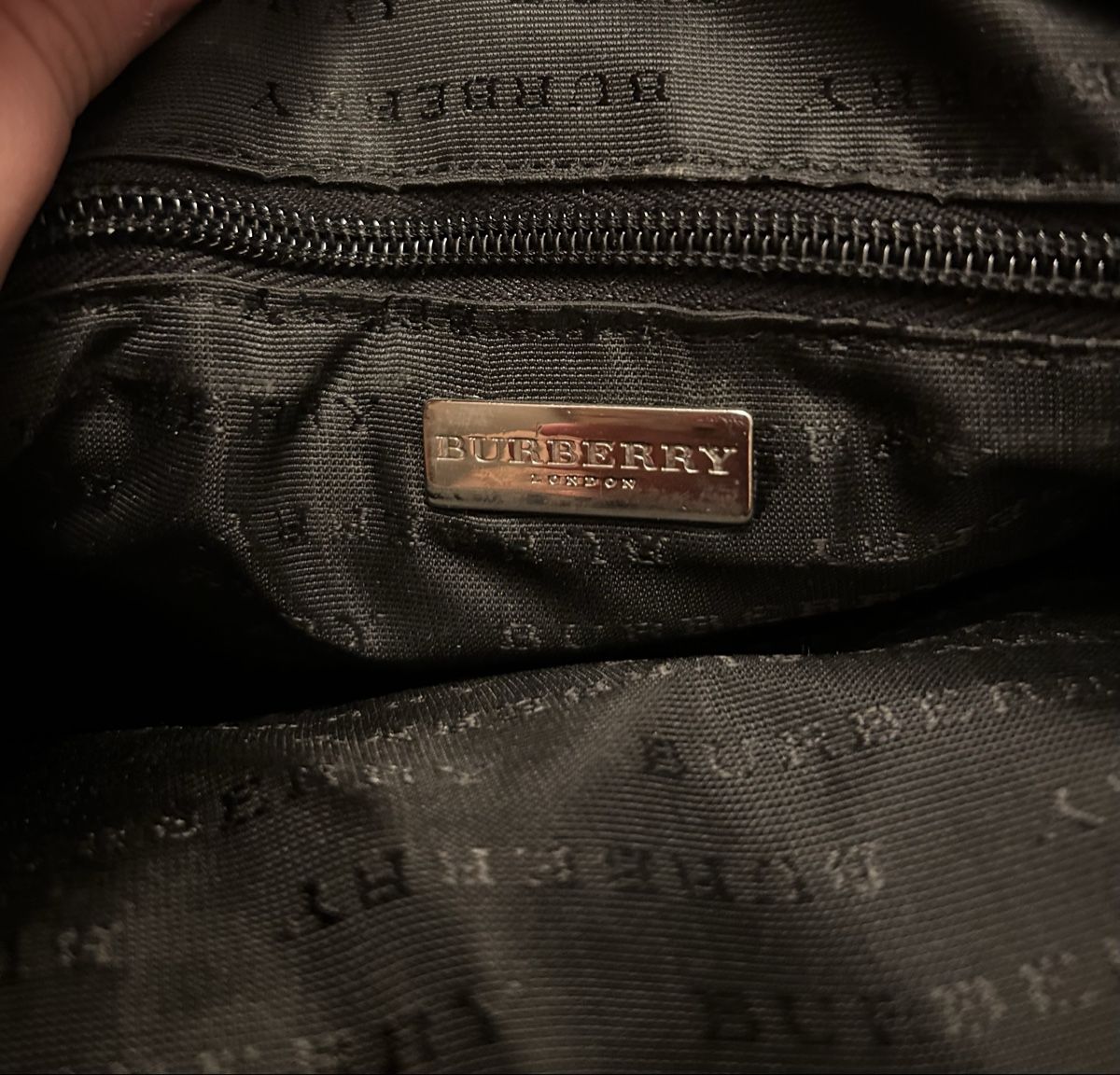 Burberry Borse da donna: Authentique Sac Burberry Vintage – Usato da Pieterlen venduto da Debs92 1