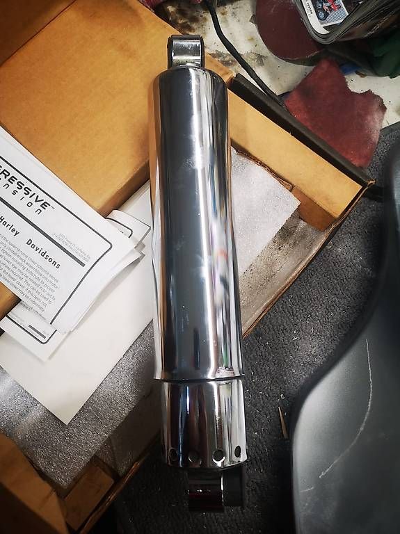 Tutti i ricambio per moto: HARLEY DAVIDSON ammortizzatori progressive suspension 32" – Usato da Montagnola venduto da gia_6tcc 1