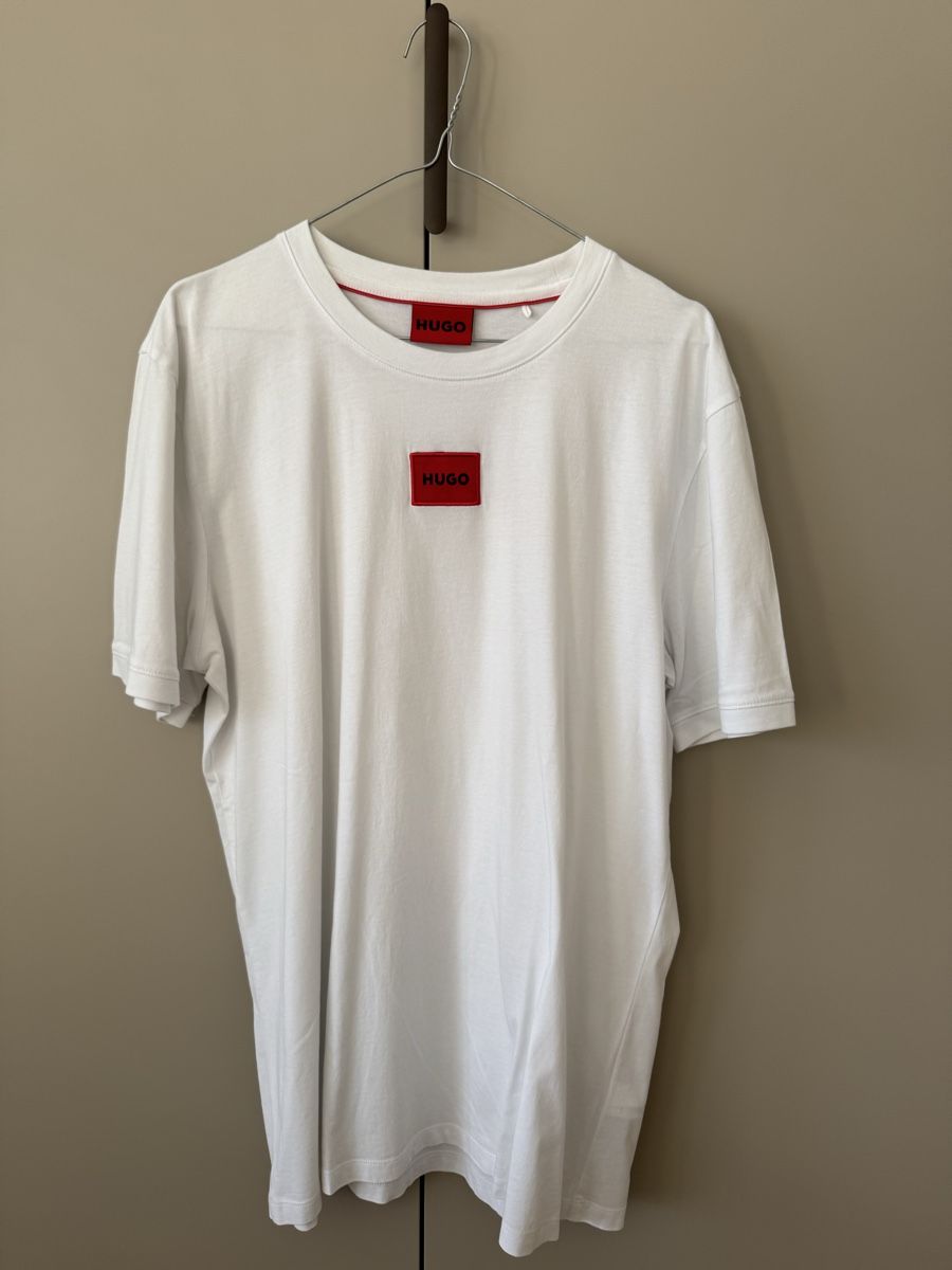Hugo Boss T-Shirts: Boss T-shirt  – Neu (gemäss Beschreibung) aus Châtel-St-Denis von Lou_Hock