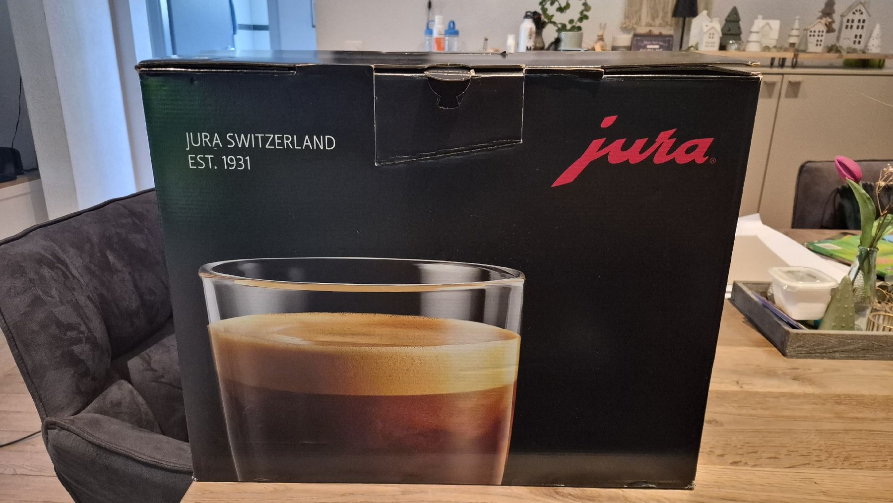 Jura Machines à café & Machines à expresso: Jura E8 Kaffeemaschine – Neuf avec emballage d'origine à Fulenbach par KBetti 2