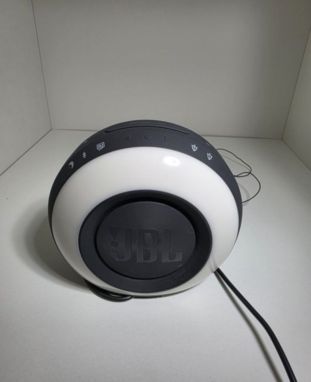 Sveglie: JBL Horizon Radiowecker Lichtwecker mit Bluetooth – Usato da Olten venduto da Langennovy 2