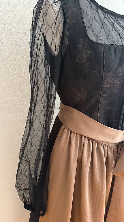 Robes: Dirndl Marjo Grösse 38 – Neuf avec emballage d'origine à Volketswil par oli_l2zq 2