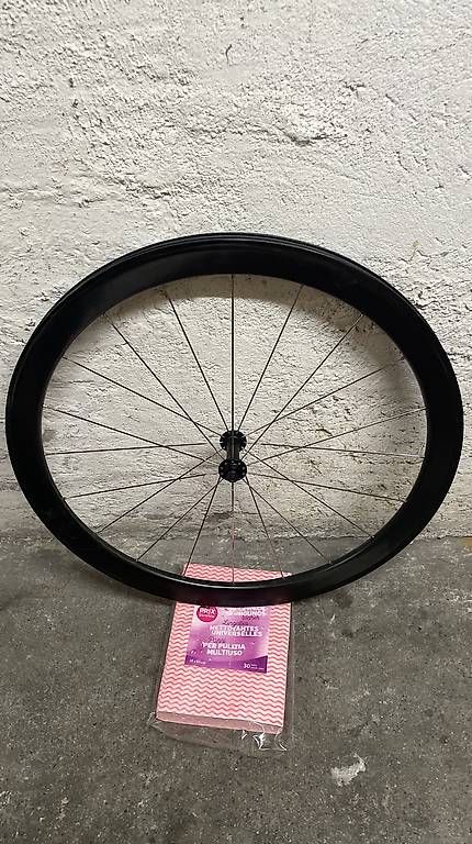 Pneumatici & Ruote complete: Carbon Laufradsatz FLO 45 – Usato da Zürich venduto da nikoch01 1