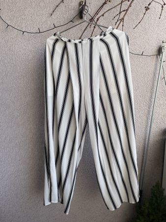 AB 1.- Gestreifte Sommerhose, Gr. 38