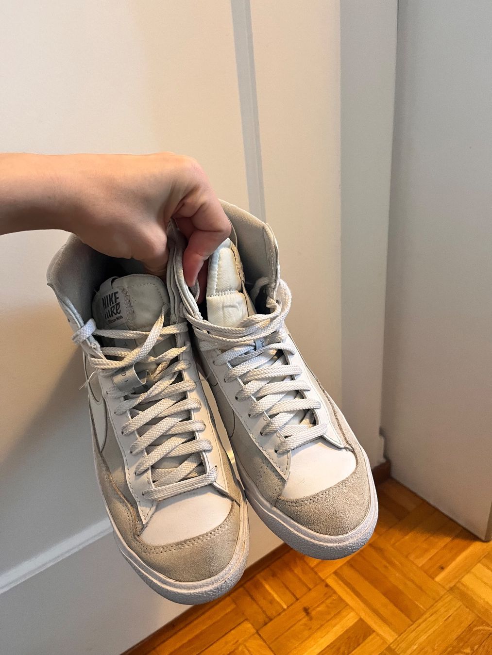 Nike Scarpe da uomo: Nike Blazer Mid '77 Vintage – Usato da L'Orient venduto da var_ly9m 2