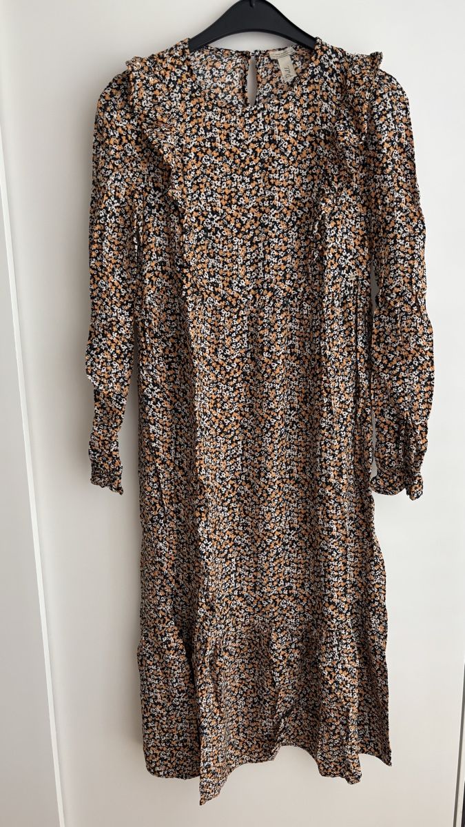 Vestiti: Langes Kleid Gr. S – Usato da Winterthur venduto da leimaj