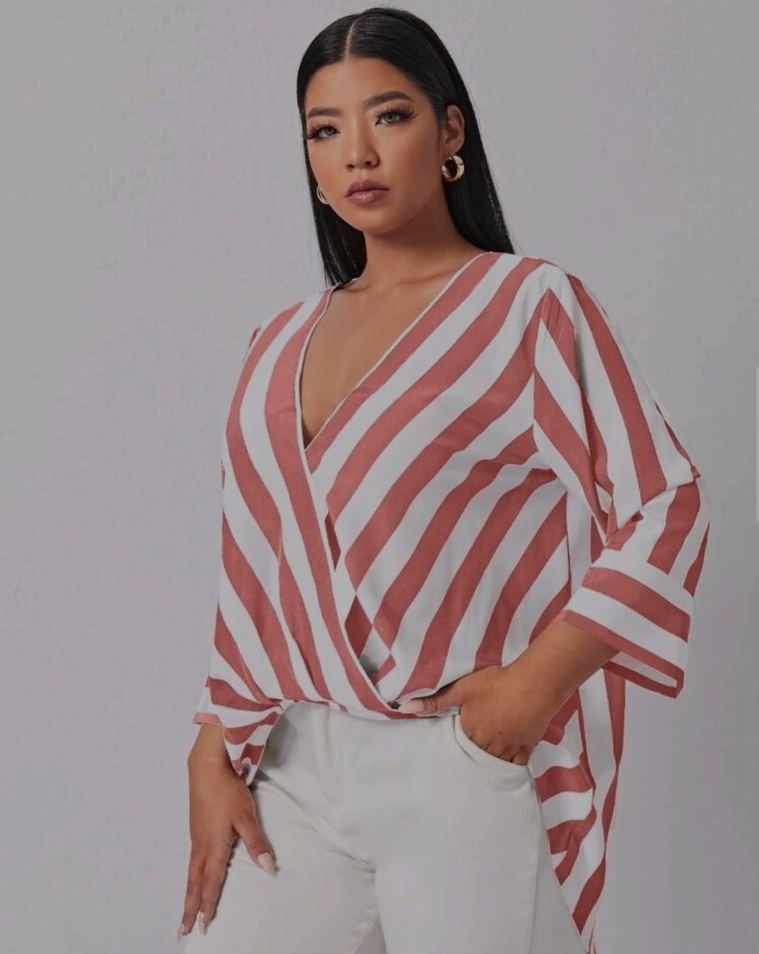 Shein Blusen: Blouse rayée, col V, 0xl, neuve – Neu (gemäss Beschreibung) aus Lausanne von LilyRose5 1
