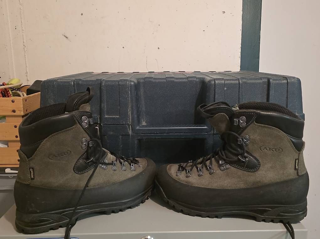 Chaussures hommes: Wanderschuhe Militär  – D'occasion à Finsterhennen par sim_6v75 3