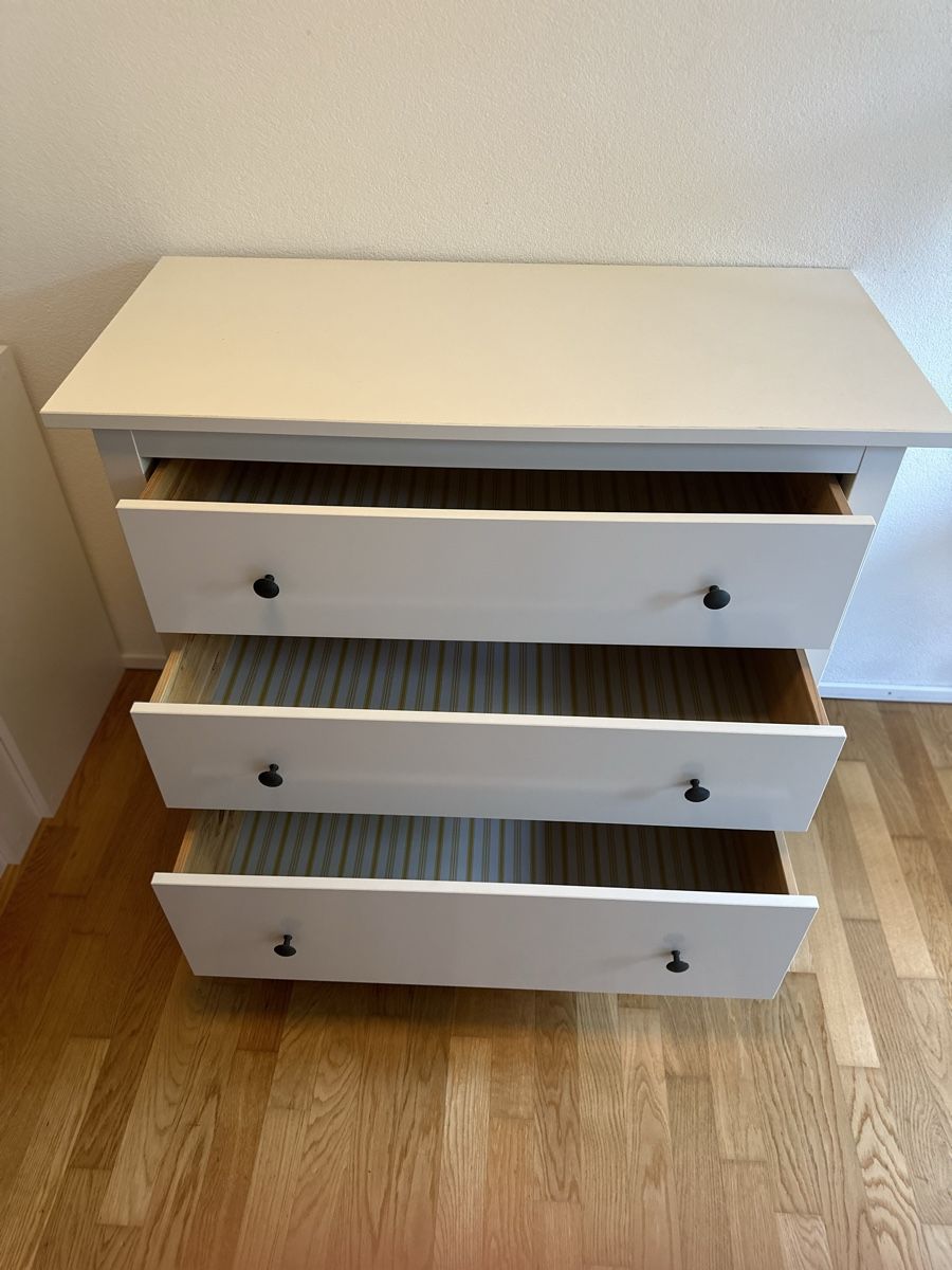 Commodes: Ikea HEMNES Kommode mit 3 Schubladen – D'occasion à Diessenhofen par Ibrahim_dndr 4