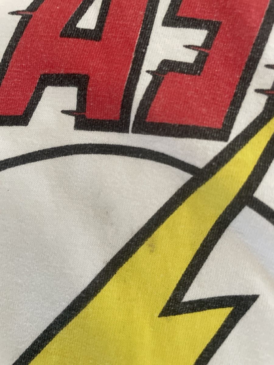 Hemden, T-Shirts & Polos: 2 coole T-Shirts Gr.122/128. DC Marvel – Gebraucht aus Obergerlafingen von cabo4 3