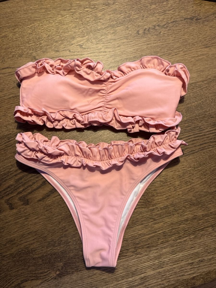 Maillots de bain & Bikinis: Bikini Rüschen rosa Grösse S neu – Neuf (Voir description) à Arbon par llaauraa