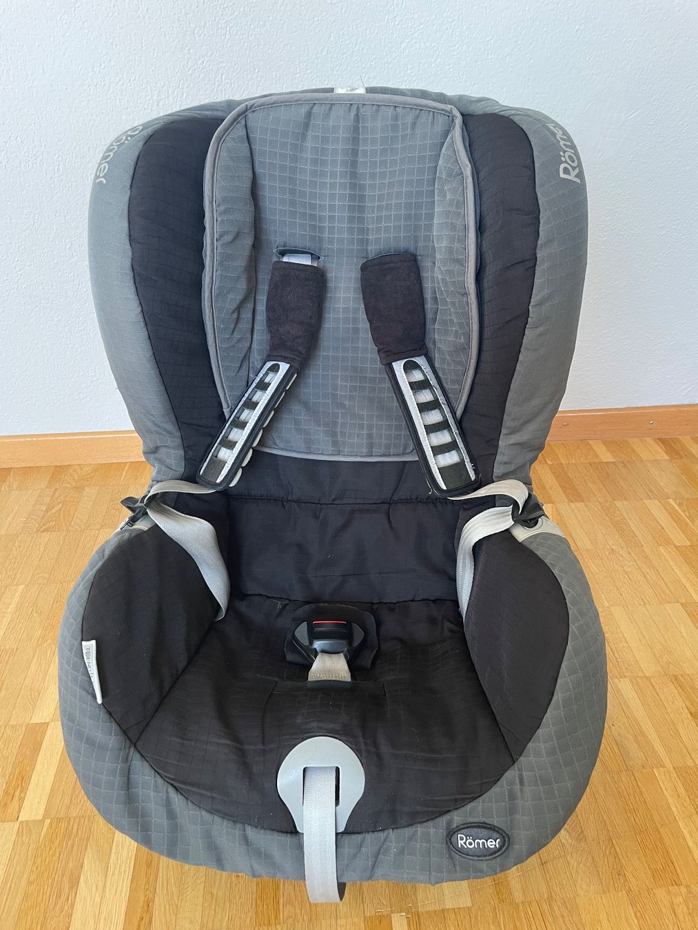 Auto-Kindersitze: Römer Autositz – Gebraucht aus Wiesendangen von Blupics 7