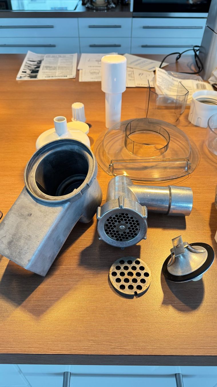 Kennwood Elettrodomestici da cucina: Kennwood Chef XL – Usato da Brunnen venduto da Useattle 4