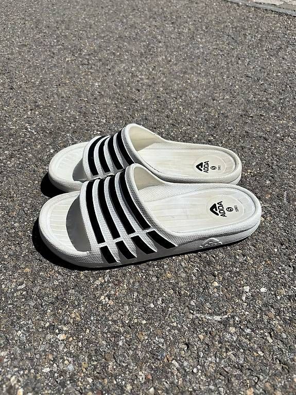 Scarpe da uomo: Adida Slides, Top – Usato da Hittnau venduto da ant_s5mh 1