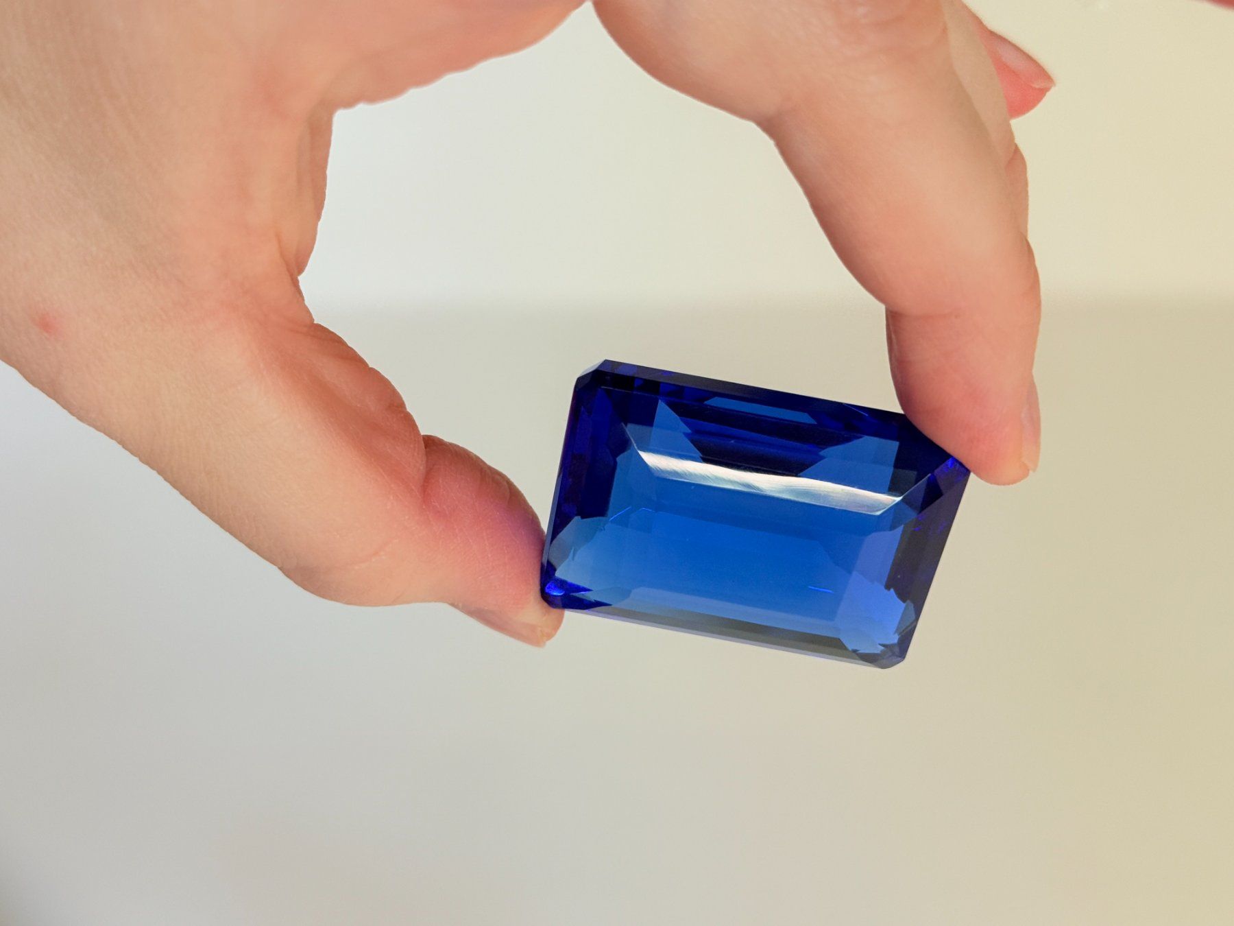 Minerali & Pietre curative: Certified 181.65 Ct Loose Gem – Nuovo e nell'imballaggio originale da Genève venduto da AWWA 6