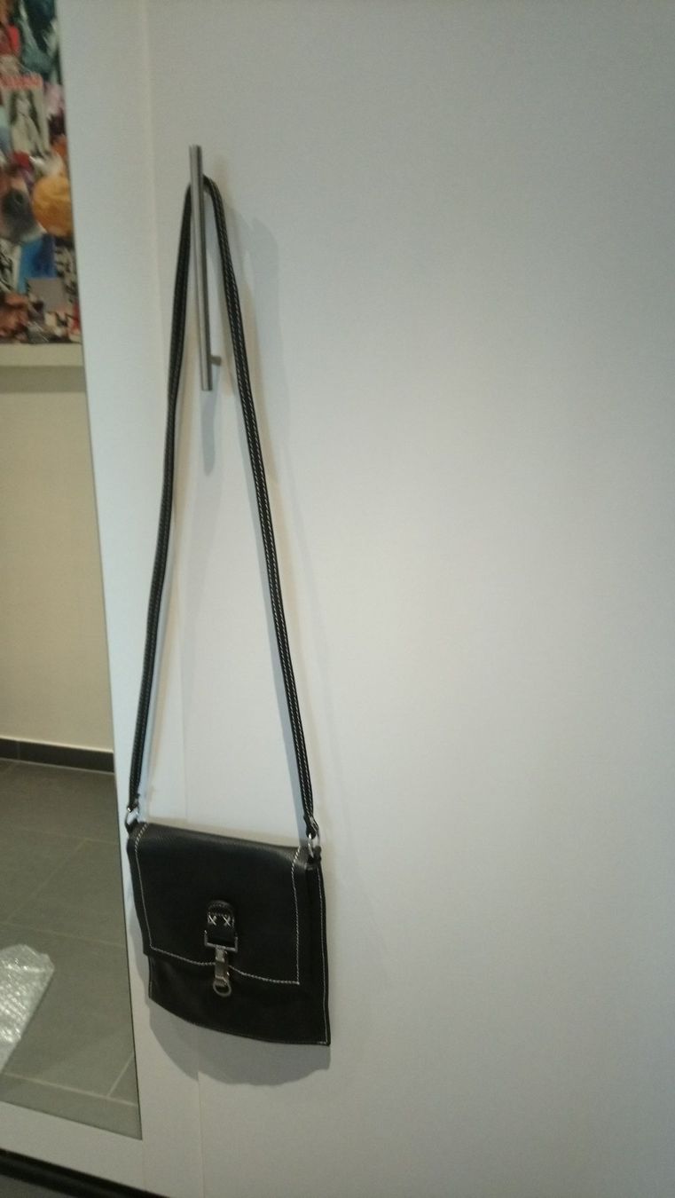 Borse: Schicke Umhänge-Tasche Leder – Nuovo (secondo la descrizione) da Boll venduto da frauweber 2