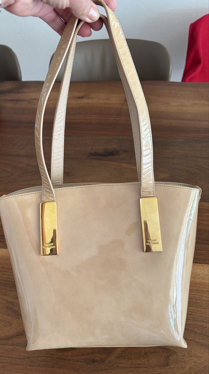 Stuart Weitzman Sacs femmes: Tasche Stuart Weitzmann – D'occasion à Winterthur par san_wd8j