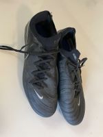 Fussballschuh 41