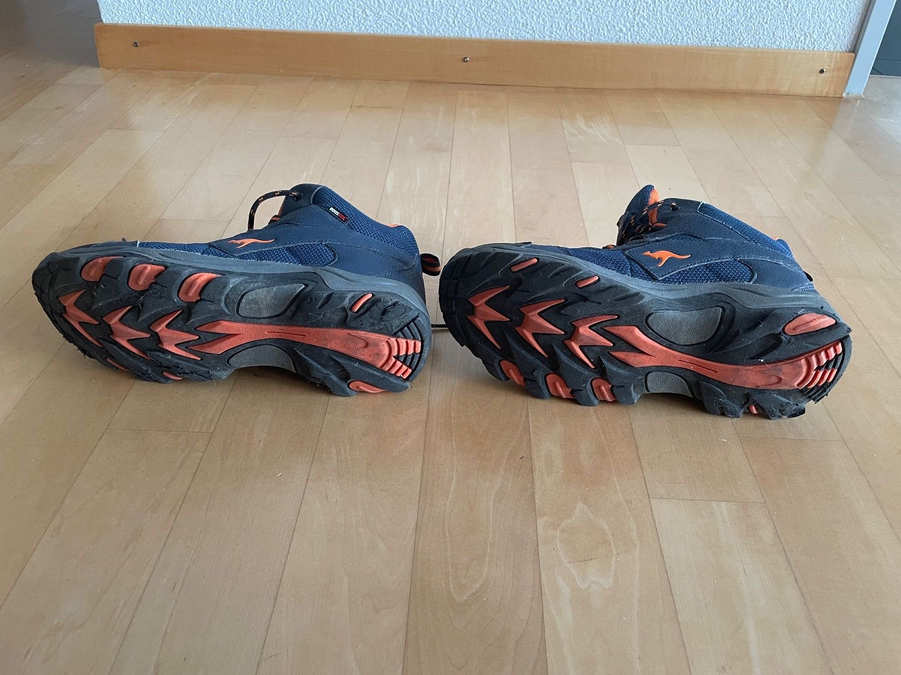 Scarpe da uomo: Kangaroos Wanderschuhe Treckingschuhe Grösse 39 – Usato da Rothenburg venduto da Disney3 4