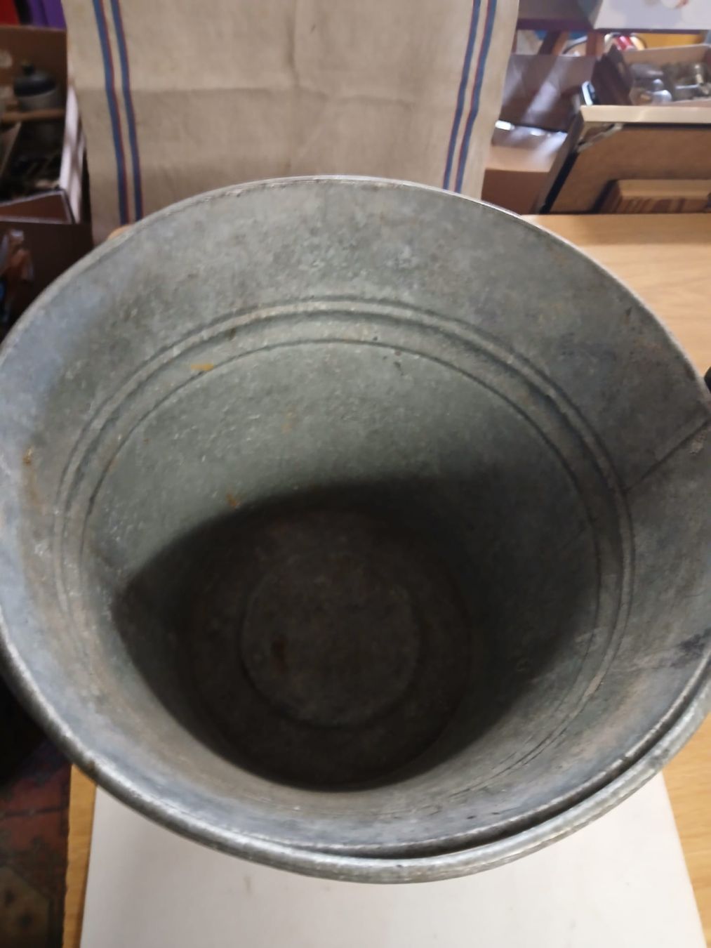 Altro per la casa: Kessel verzinkt – Usato da Obfelden venduto da Buddha24
