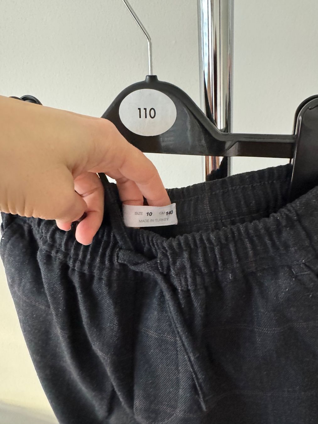 Zara Pantaloni: Zara Jogginghose Gr 140 (10) – Usato da Zürich venduto da AninANILOKIN 4
