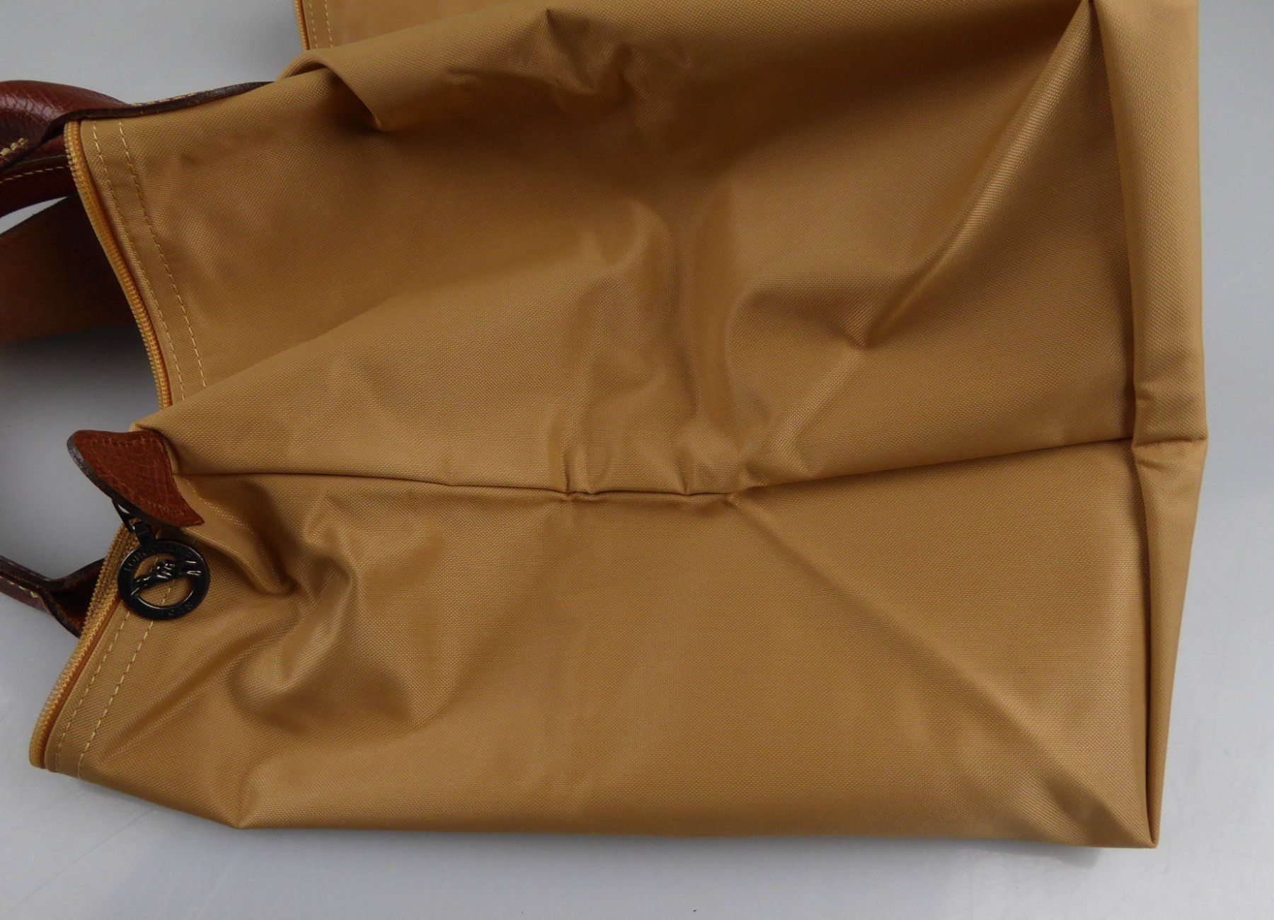 Longchamp Borse: Longchamp Le Pliage Tasche, hellbraun gebraucht – Usato da Volketswil venduto da brockipfannenstil 9