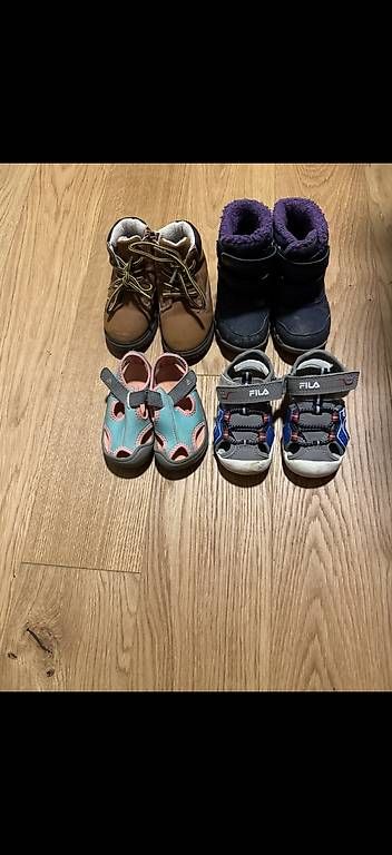 Schuhe für Jungen: 4 Paar Kinderschuhe – Gebraucht aus Illnau von Fakiraa 1