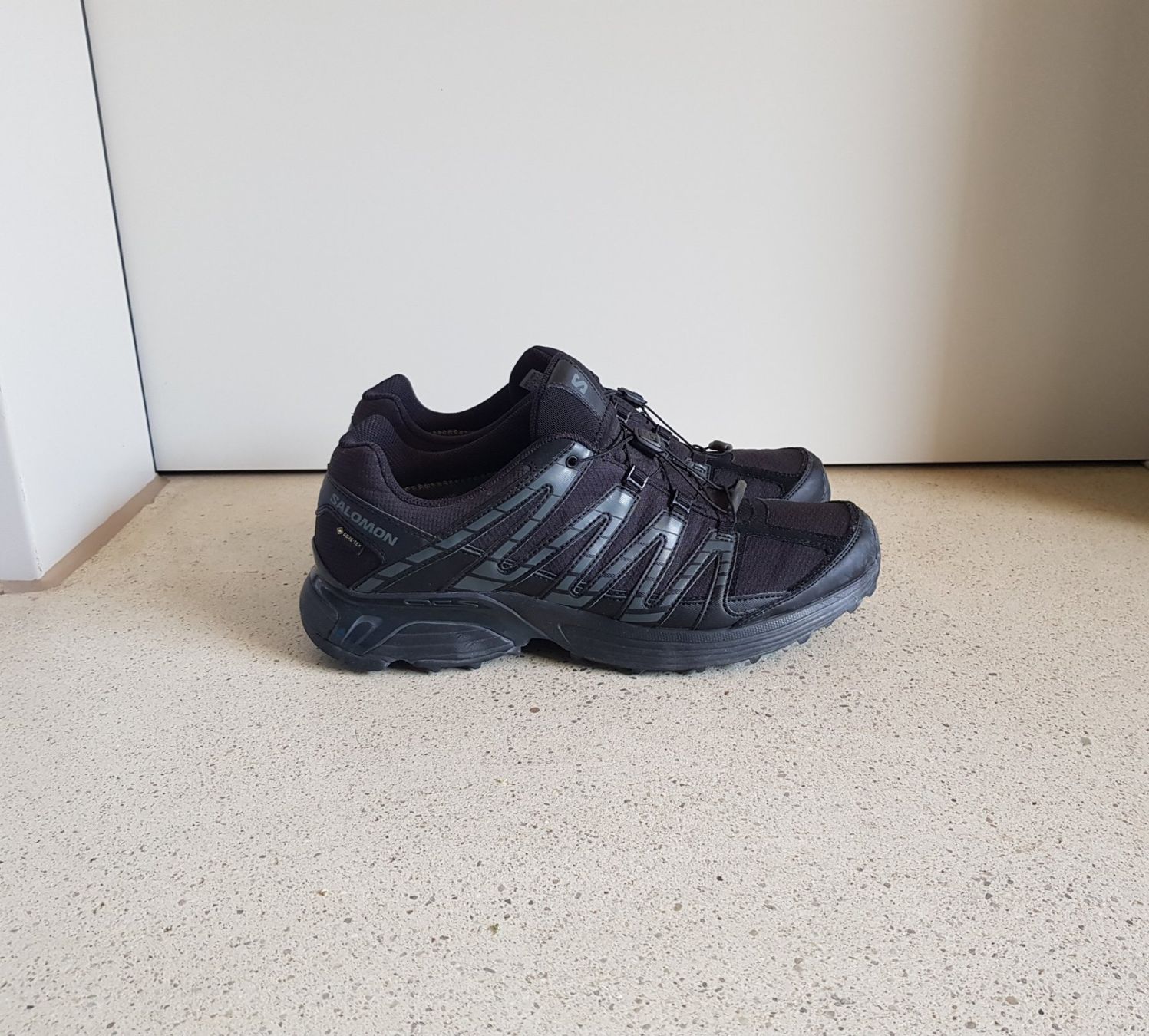 Salomon Scarpe da uomo: Salomon GTX Wanderschuh Grösse 48 – Usato da Basel venduto da Birs868