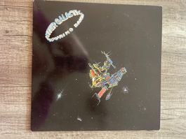S1162/Intergalactic Touring Band