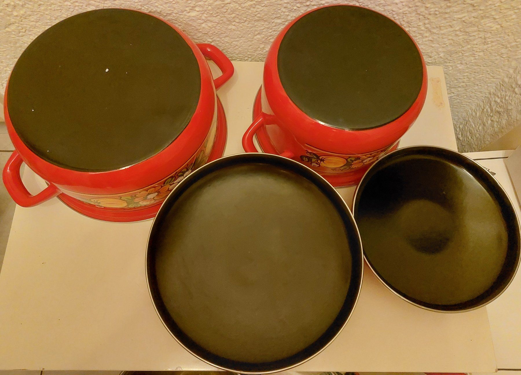 Töpfe: Email-Topfset, rot, mit Blumemuster - Vintage, 2 Stück – Gebraucht aus Horgen von Angel0010 3