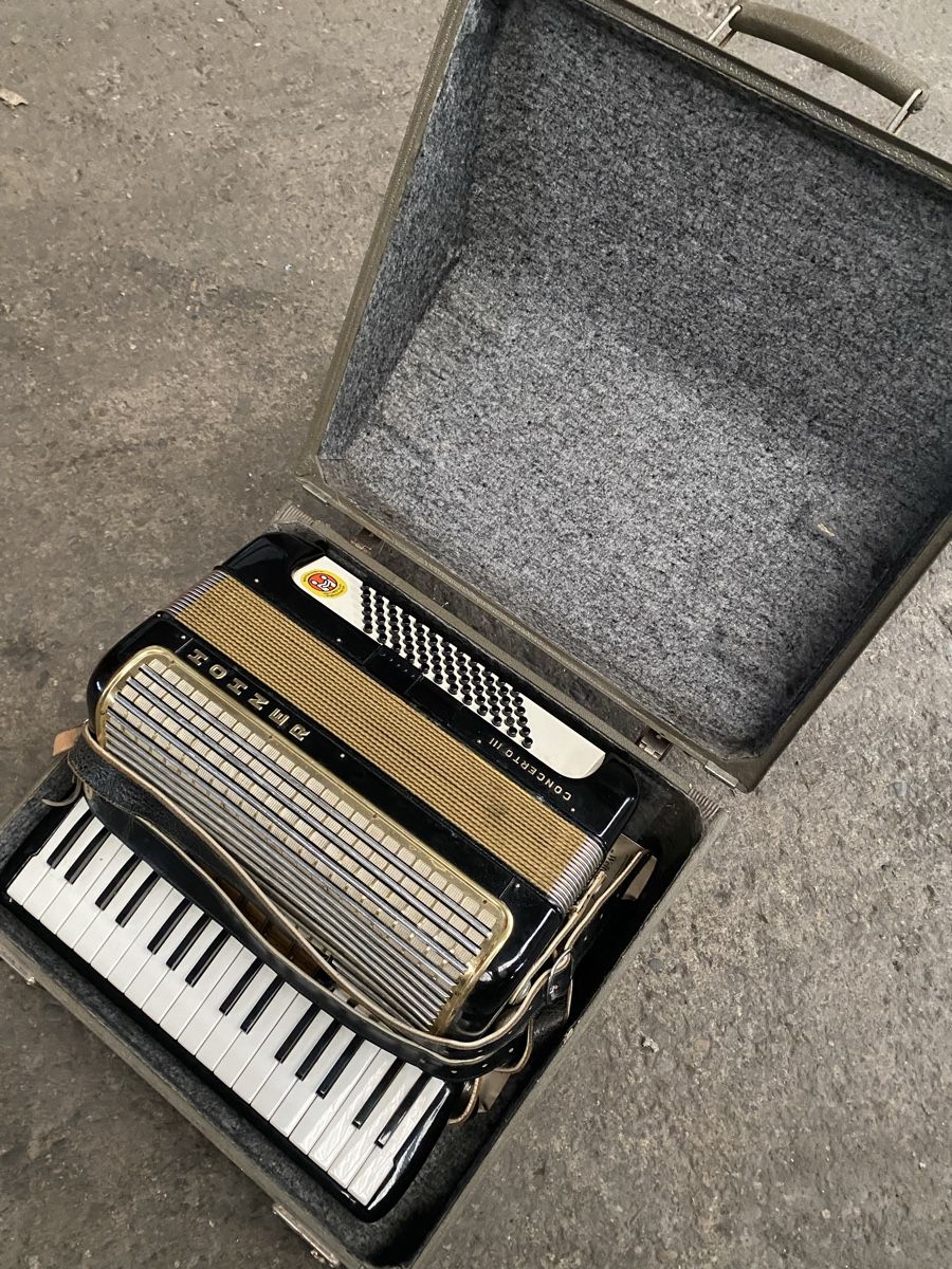 Hohner Strumenti musicali: Hohner Concerto III – Difettoso da Wilen b. Wil venduto da Ku_26