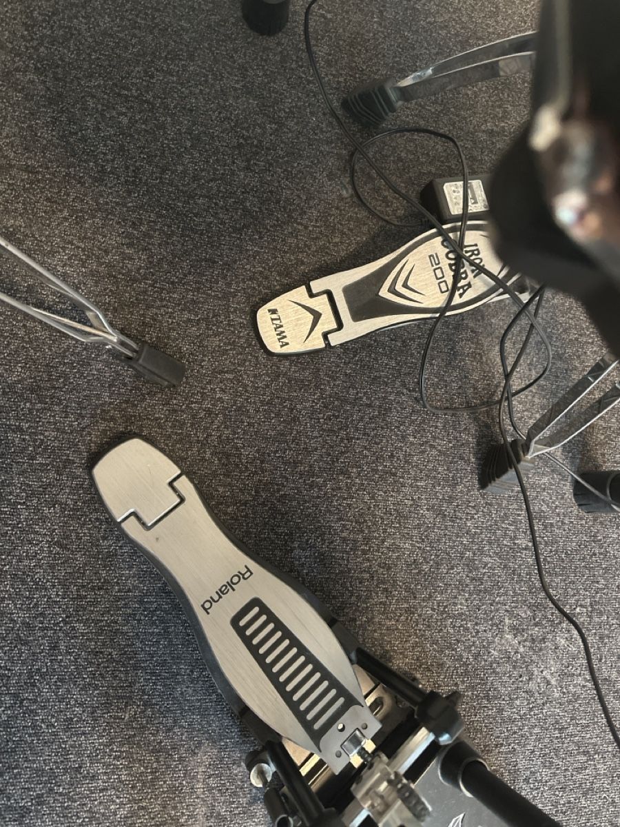 Roland Strumenti musicali: Roland silent drum set – Usato da Kilchberg ZH venduto da a_delia 5
