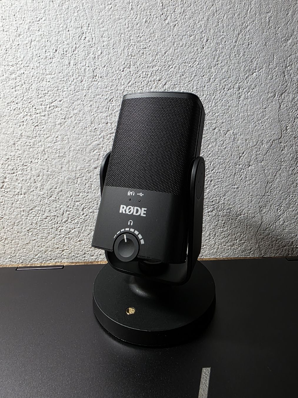 Røde Microfoni: RØDE NT-USB Mini Mikrofon Top Zustand  – Usato da Grächen venduto da -Arturas-