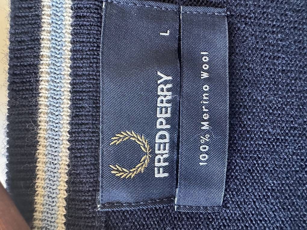 Jacken: Fred Perry Strickjacke (navy) – Gebraucht aus Rothrist von Baggio19 2