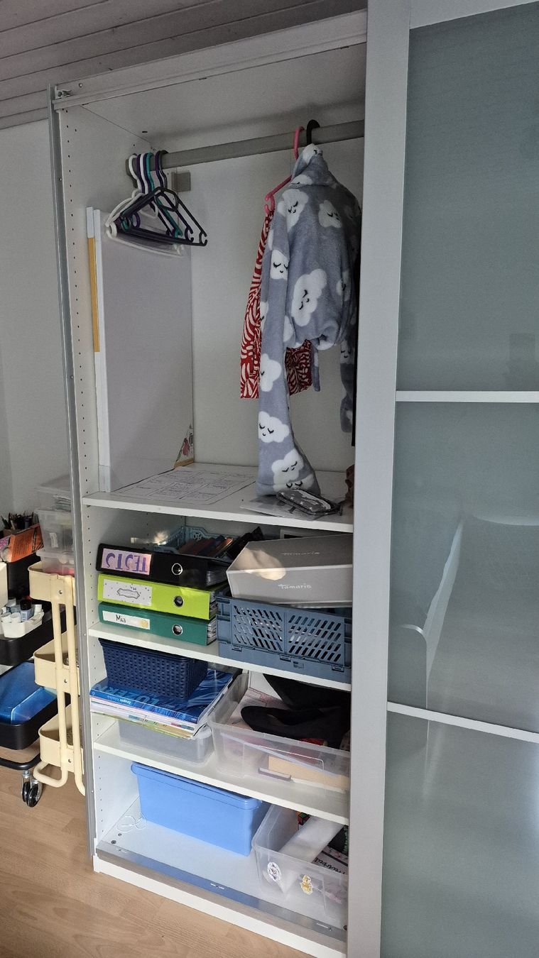 Armoires: Ikea Schrank  – D'occasion à Geuensee par Jasi0901 1