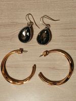 2 paires de boucles d'oreilles en parfait état,  comme neuf