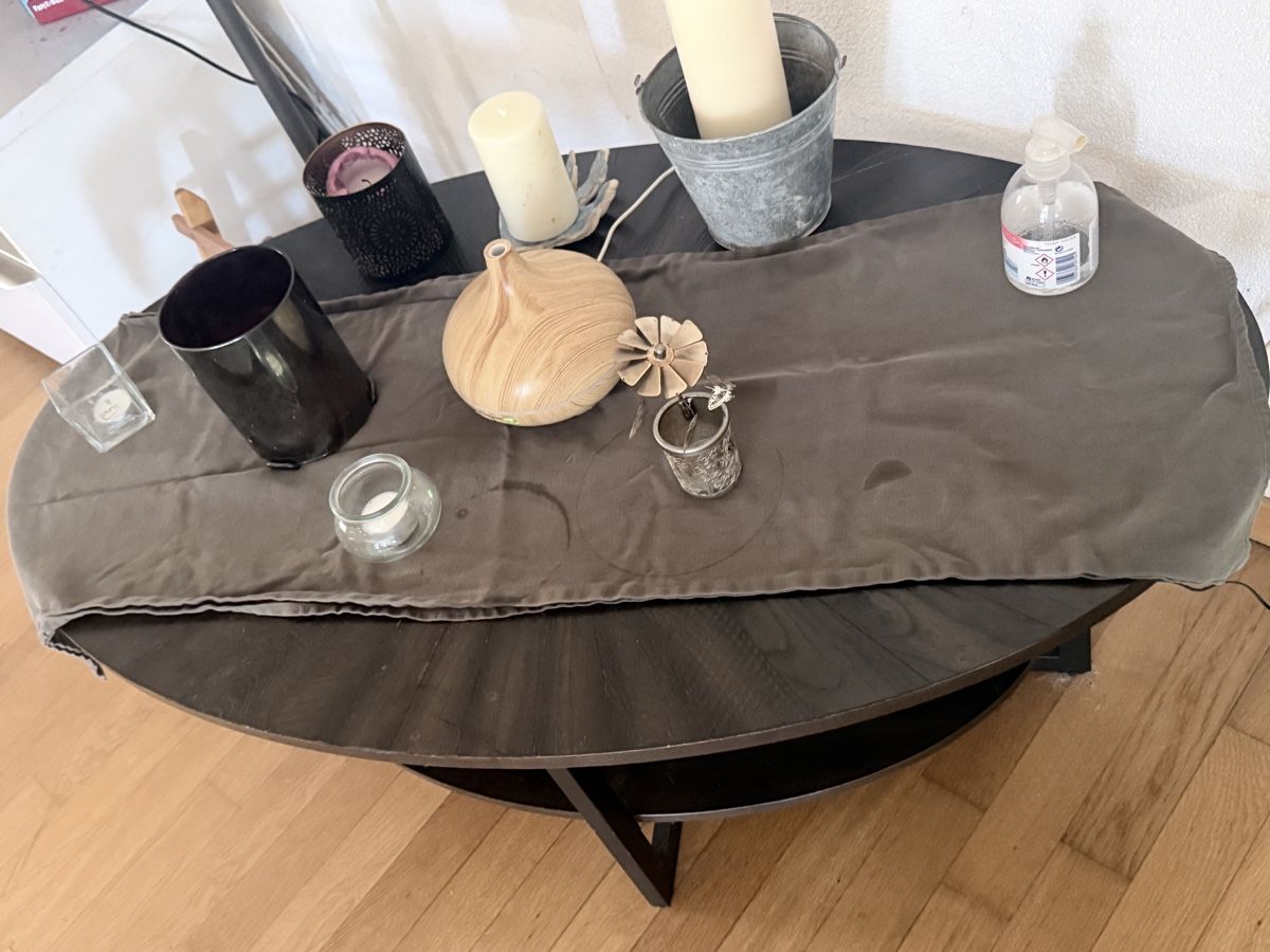Tavoli: Klein soffatisch aus Holz  – Usato da Frenkendorf venduto da cio_bk56 3
