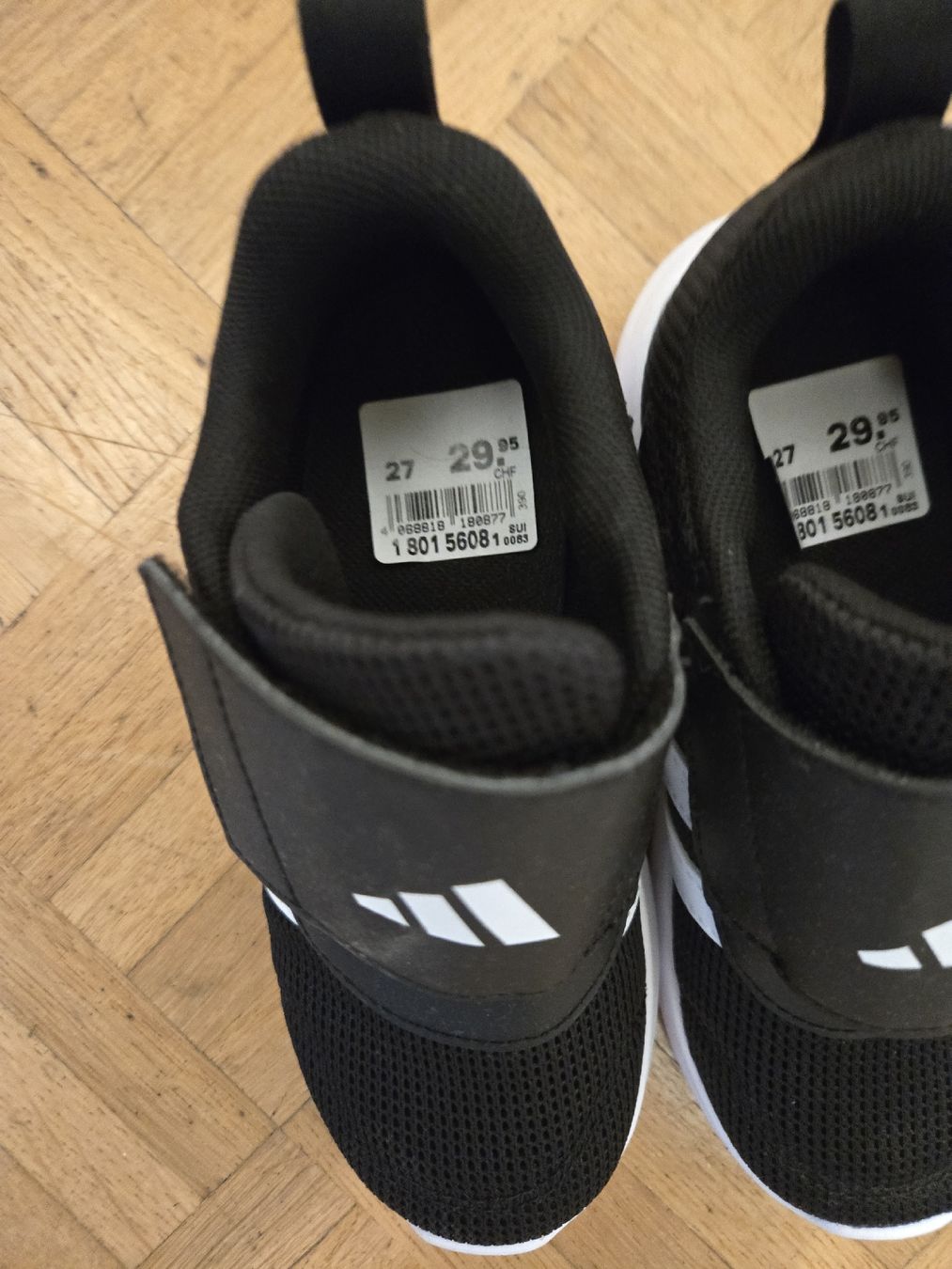 Schuhe für Jungen: Adidas Turnschuhe  – Neu (gemäss Beschreibung) aus Berg TG von j_k_lgk9 2