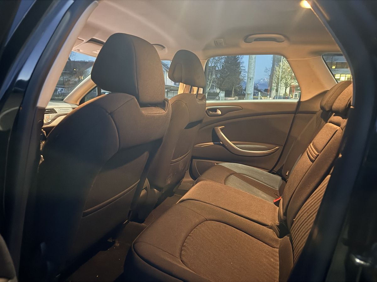 Citroën Automobili: Citroen C5 2.0HDI Automat  – Usato da Altstätten SG venduto da Bb1700 3