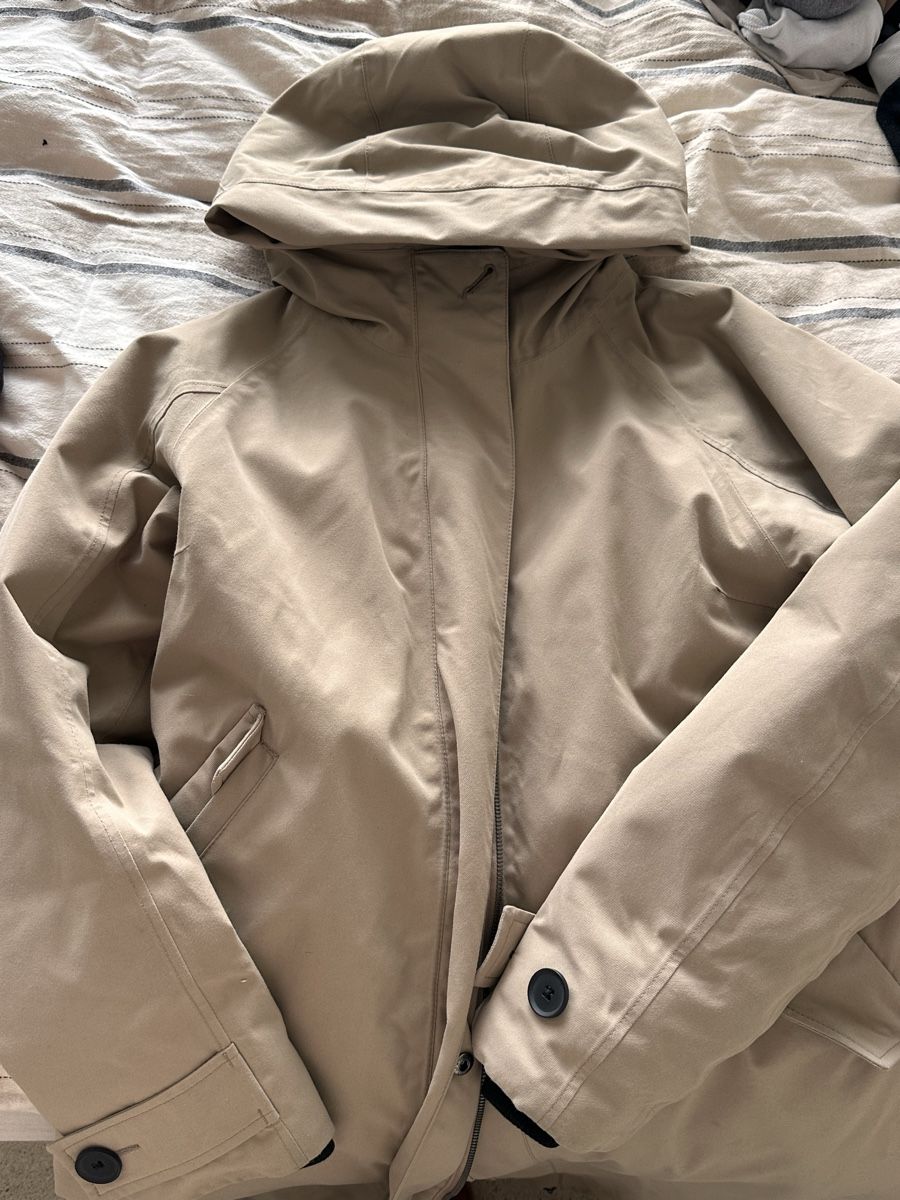 Didriksons Jacken: Didriksons Winterjacke, beige (top Zustand!) – Gebraucht aus Lenzburg von selabella 4